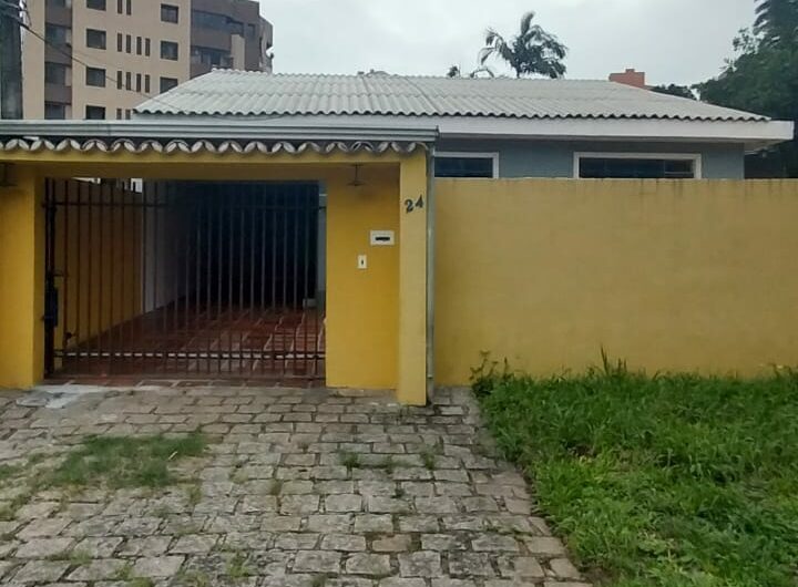 Casa para alugar possuí 206,00 M² 4 dormitório no Cabral, Curitiba/ PR