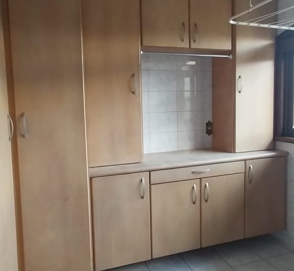 Casa parte Superior para alugar possuí 240,30 M² com 03 dormitórios em Santa Candida/ Curitiba/PR