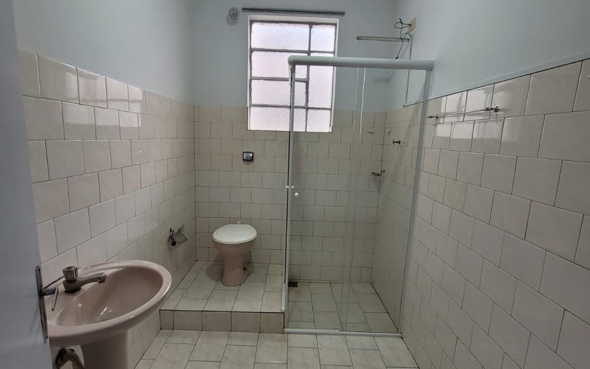 Apartamento para alugar possuí 117,80 M² com 02 dormitórios no Centro de Curitiba/PR