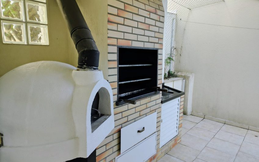 Sobrado para alugar contém 299,59 M² 03 dormitórios no Jardim Social, Curitiba/PR
