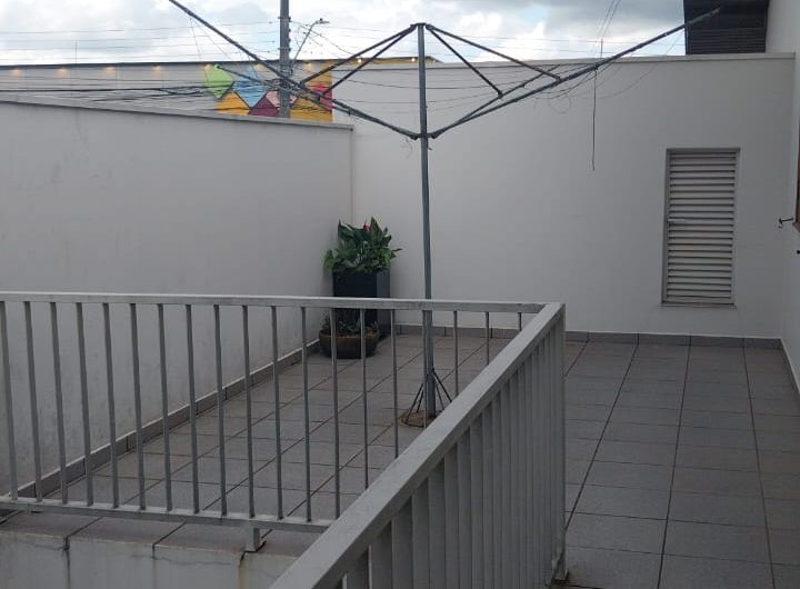 Casa parte Superior para alugar possuí 240,30 M² com 03 dormitórios em Santa Candida/ Curitiba/PR