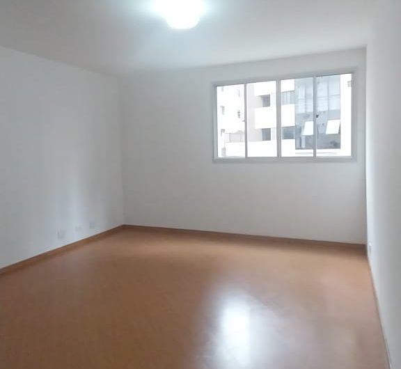 Apartamento para alugar possuí 87,40 M² com 02 dormitórios no Água Verde, Curitiba/PR