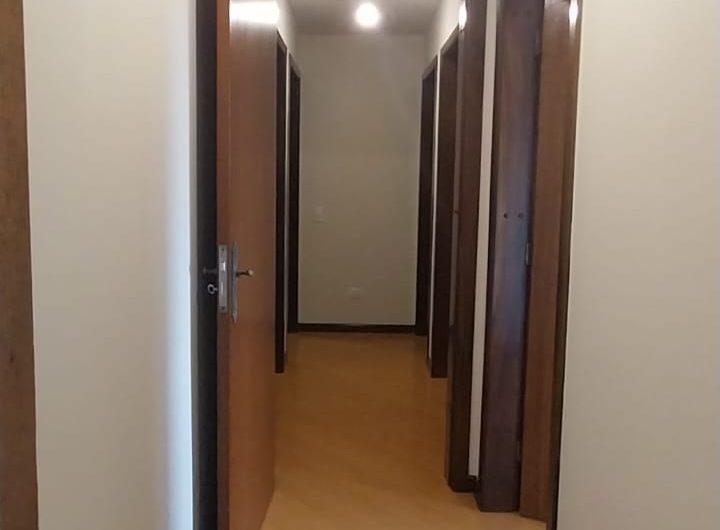 Casa para alugar possuí 119,50 M² com 4 dormitórios no Pilarzinho, Curitiba/PR