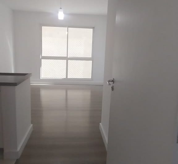 Apartamento para alugar possuí 51,70 M² com 1 dormitório no Centro de Curitiba/PR