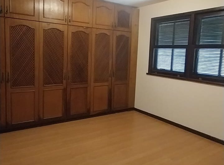 Casa para alugar possuí 119,50 M² com 4 dormitórios no Pilarzinho, Curitiba/PR