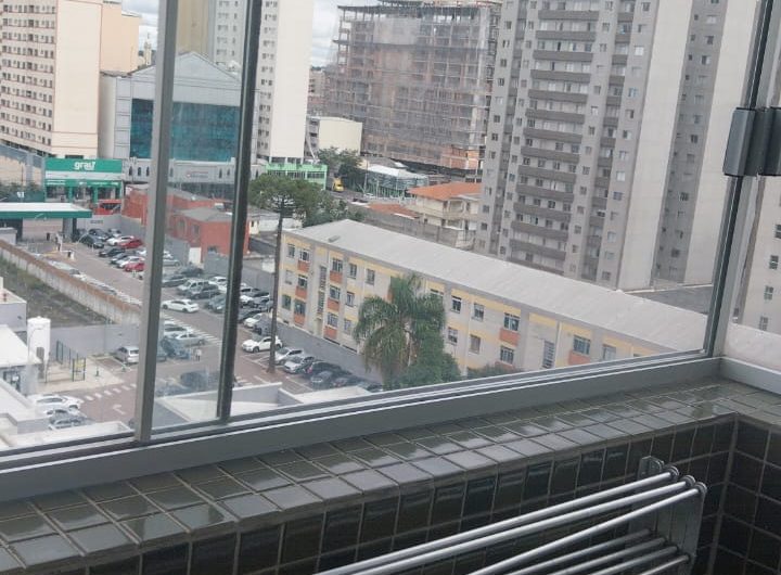 Apartamento para alugar possuí 54,49 M² com 01 dormitório no Centro de Curitiba/PR