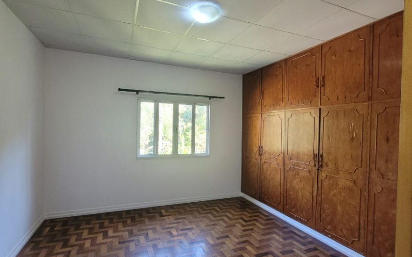 Imóvel para alugar possuí 91,00 M² com 03 dormitórios no Juvevê, Curitiba/PR