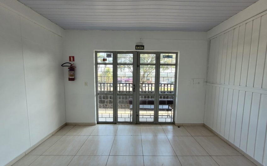 Sala comercial para alugar possuí 68,80 M² no Jardim Osasco, Colombo/PR