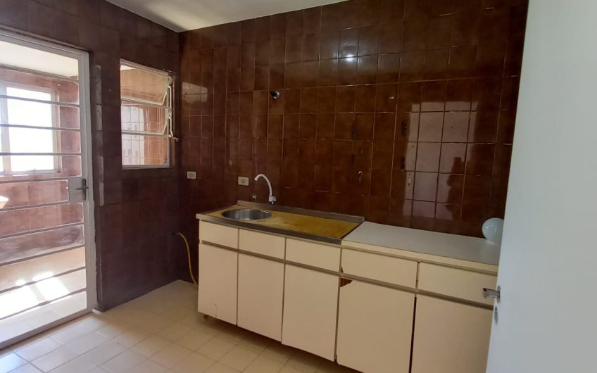 Apartamento para alugar possuí 117,70 M²com 3 dormitórios no Cristo Rei, Curitiba/PR
