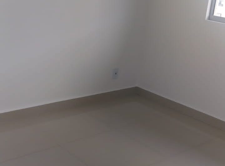 Apartamento para alugar possuí 52,50 M² com 02 dormitório no Sitio Cercado, Curitiba/PR
