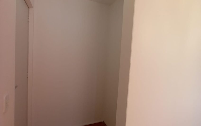 Apartamento para alugar possuí 117,70 M²com 3 dormitórios no Cristo Rei, Curitiba/PR