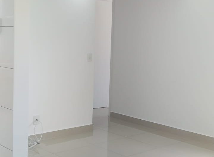 Apartamento para alugar possuí 52,50 M² com 02 dormitório no Sitio Cercado, Curitiba/PR