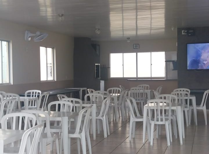 Apartamento para alugar possuí 52,50 M² com 02 dormitório no Sitio Cercado, Curitiba/PR
