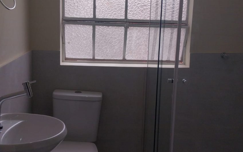 Apartamento para alugar possuí 49,00 M² com 02 dormitórios no Centro de Curitiba/PR