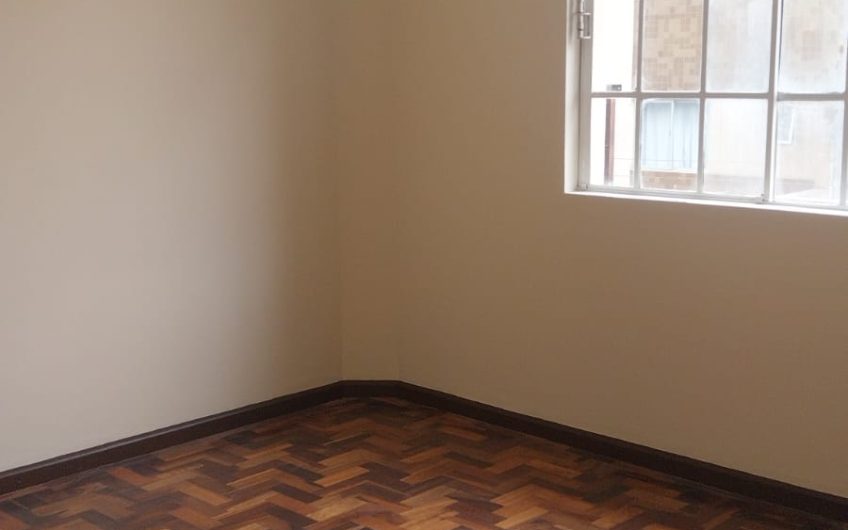 Apartamento para alugar possuí 49,00 M² com 02 dormitórios no Centro de Curitiba/PR