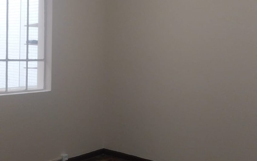 Apartamento para alugar possuí 49,00 M² com 02 dormitórios no Centro de Curitiba/PR