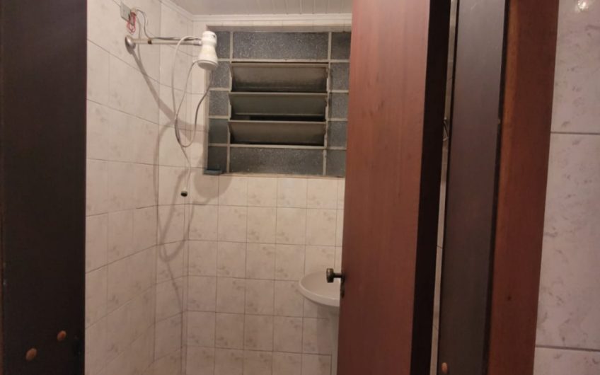 Conjunto comercial para alugar possuí 135,40 m² 05 salas no Centro de Curitiba/PR