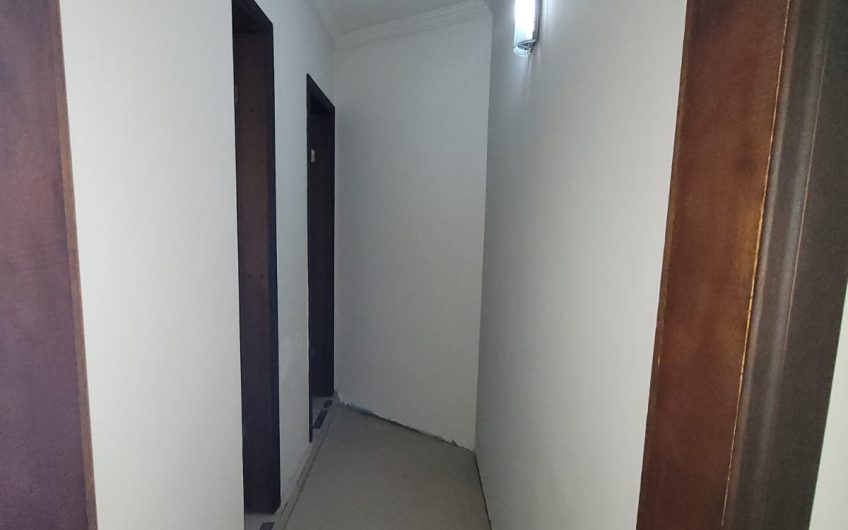 Conjunto comercial para alugar possuí 135,40 m² 05 salas no Centro de Curitiba/PR