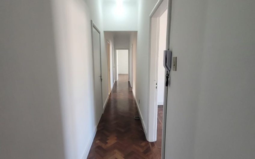 Apartamento para alugar possuí 117,00 M² com 2 dormitórios no Centro de Curitiba/PR