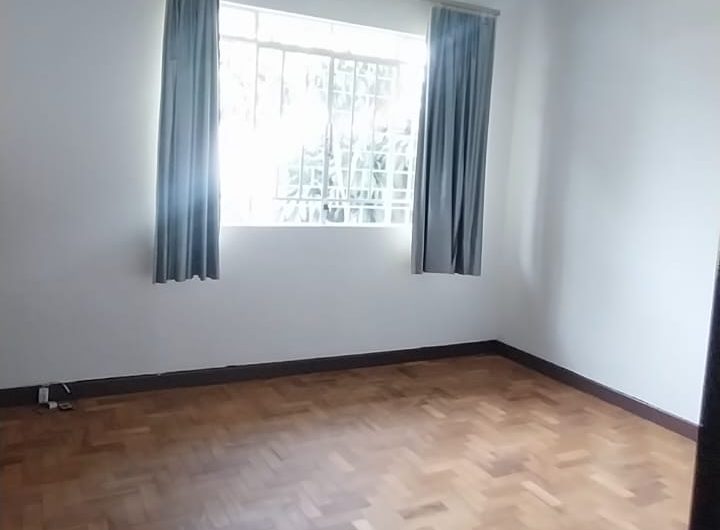 Casa para alugar possuí 196,00 M² 03 dormitórios no Jardim Social, Curitiba/PR