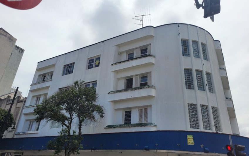 Apartamento para alugar possuí 117,00 M² com 2 dormitórios no Centro de Curitiba/PR