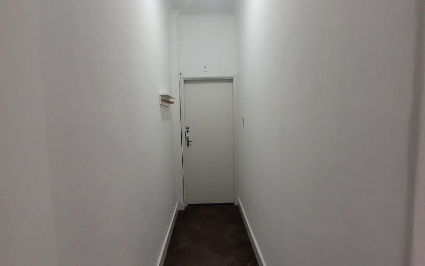 Apartamento para alugar possuí 117,00 M² com 2 dormitórios no Centro de Curitiba/PR