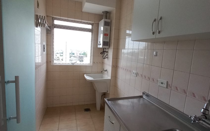 Apartamento para alugar possuí 52,80 M² com 1 dormitório no Centro de Curitiba/PR