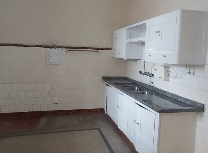 Apartamento para alugar possuí 120,00 M² com 02 dormitórios no Centro de Curitiba/PR