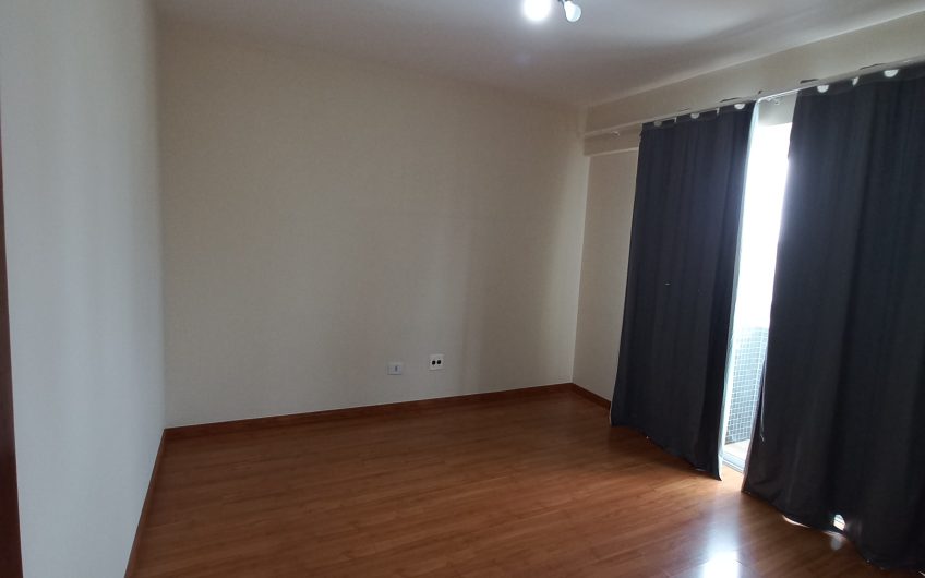 Apartamento para alugar possuí 52,80 M² com 1 dormitório no Centro de Curitiba/PR