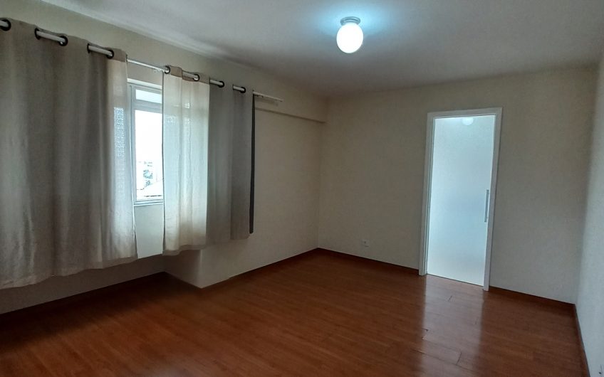 Apartamento para alugar possuí 52,80 M² com 1 dormitório no Centro de Curitiba/PR