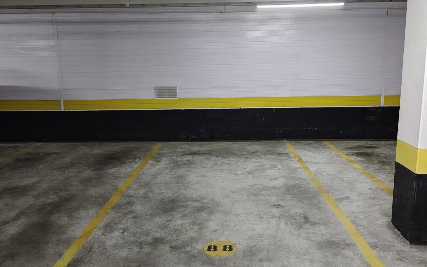 Apartamento para alugar possuí 98,27 M² com 03 dormitório no Cristo Rei, Curitiba/PR