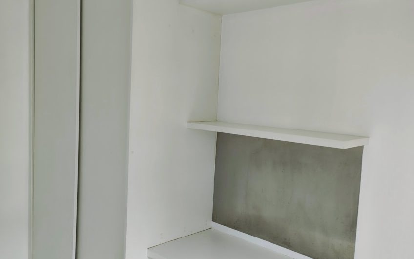 Apartamento para alugar possuí 98,27 M² com 03 dormitório no Cristo Rei, Curitiba/PR