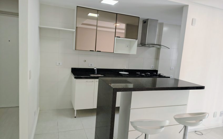 Apartamento para alugar possuí 98,27 M² com 03 dormitório no Cristo Rei, Curitiba/PR