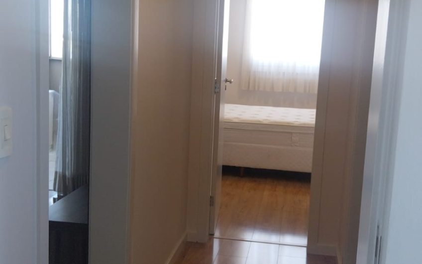 Apartamento para alugar 03 dormitórios mobiliado no Capão Raso, Curitiba/PR.