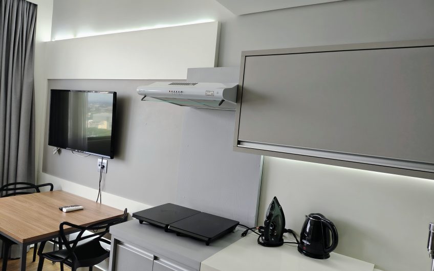 STUDIO MOBILIADO PARA ALUGAR POSSUÍ 41,20 m² NO ÁGUA VERDE, CURITIBA/PR
