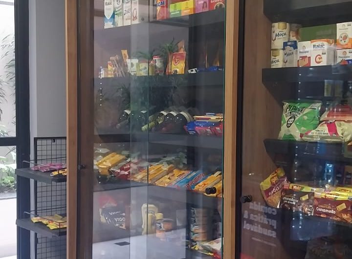 Apartamento mobiliado para alugar possuí 48,29 M² com um dormitório no Centro de Curitiba/PR