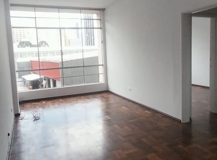 Apartamento para alugar possuí 57,00 M² com 1 dormitório no Centro de Curitiba/PR