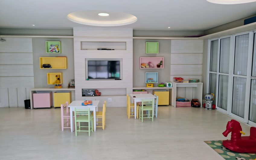 Apartamento para alugar possuí 98,27 M² com 03 dormitório no Cristo Rei, Curitiba/PR