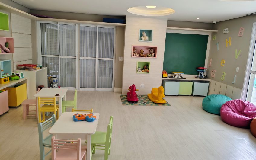 Apartamento para alugar possuí 98,27 M² com 03 dormitório no Cristo Rei, Curitiba/PR