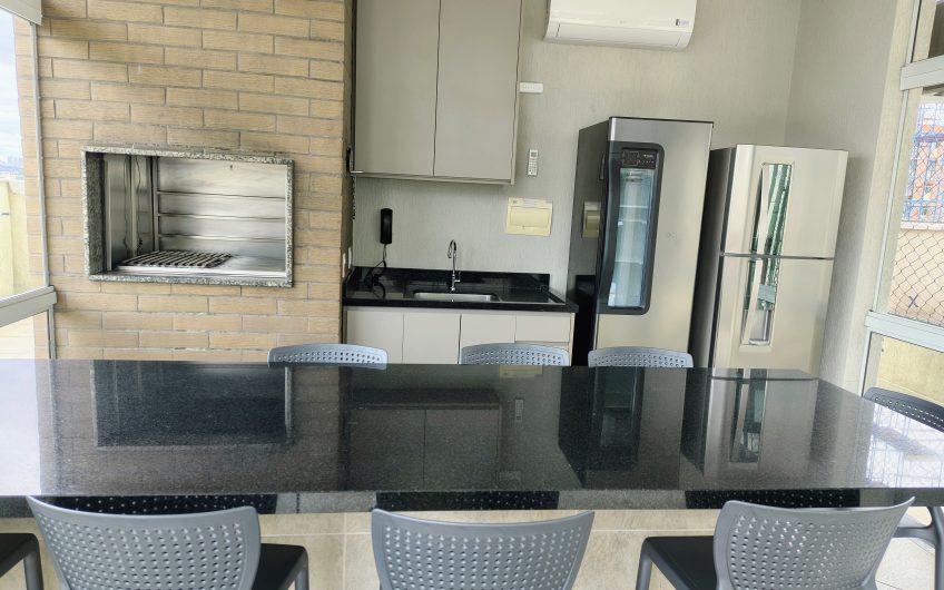 Apartamento para alugar possuí 98,27 M² com 03 dormitório no Cristo Rei, Curitiba/PR