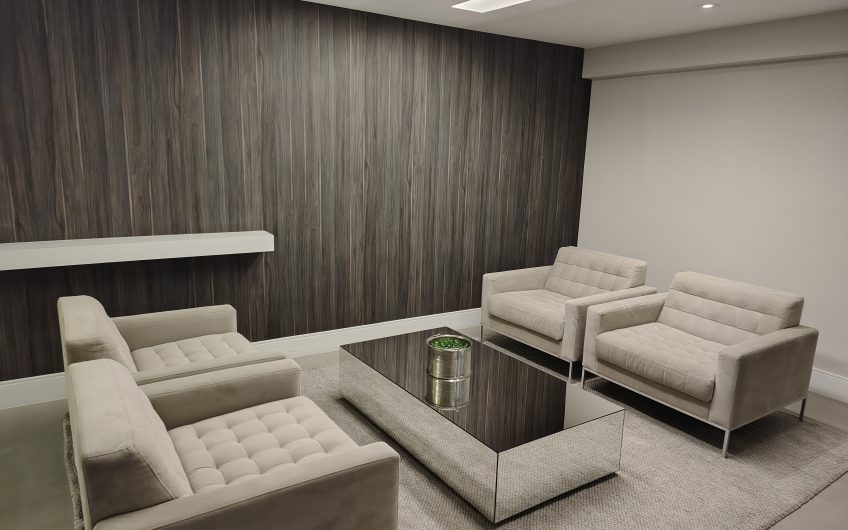 Apartamento para alugar possuí 98,27 M² com 03 dormitório no Cristo Rei, Curitiba/PR