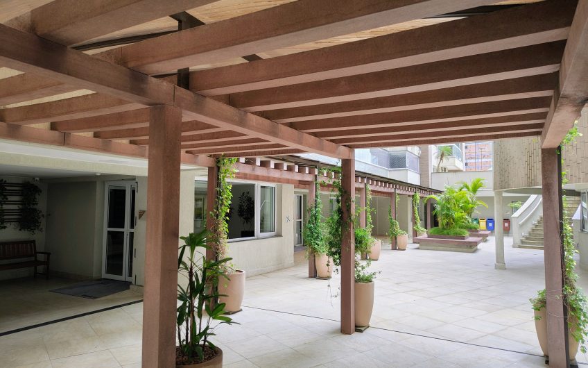 Apartamento para alugar possuí 98,27 M² com 03 dormitório no Cristo Rei, Curitiba/PR