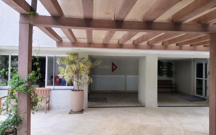 Apartamento para alugar possuí 98,27 M² com 03 dormitório no Cristo Rei, Curitiba/PR