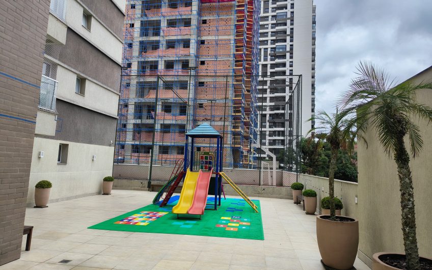 Apartamento para alugar possuí 98,27 M² com 03 dormitório no Cristo Rei, Curitiba/PR