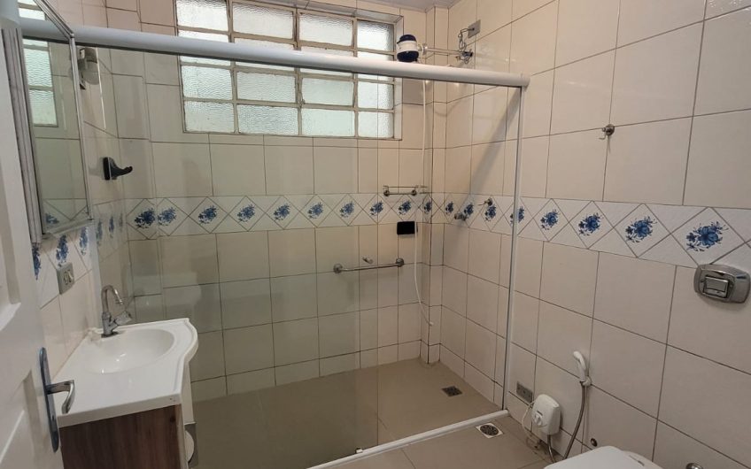 Apartamento para alugar possuí 127,00 M² com 03 dormitórios no Centro de Curitiba/PR
