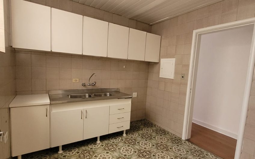 Apartamento para alugar possuí 134,60 M² com 2 dormitório no Centro de Curitiba/PR