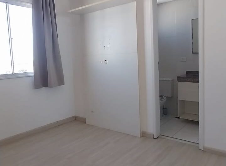 Apartamento para alugar possuí 56,96M² com 2 dormitórios, sendo uma Suíte no Lindóia, Curitiba/PR