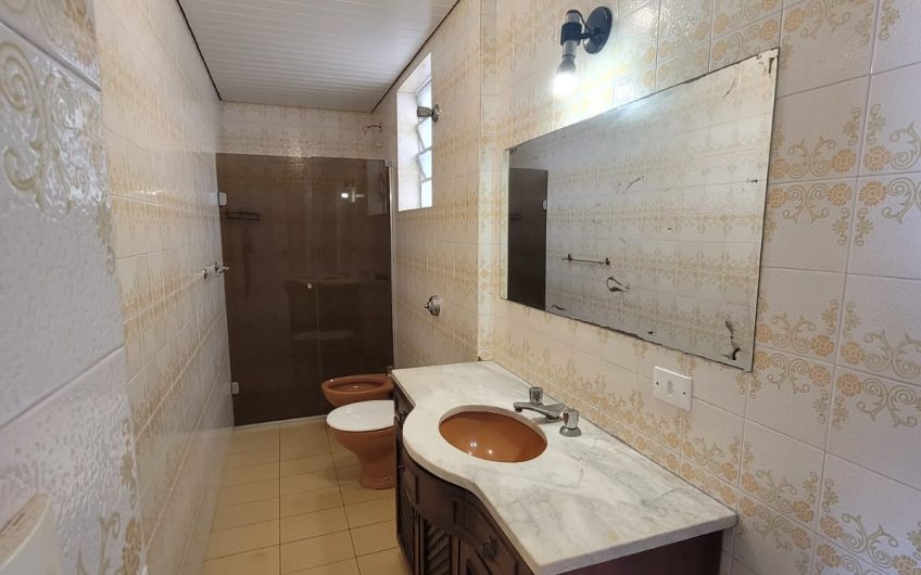 Apartamento para alugar possuí 134,60 M² com 2 dormitório no Centro de Curitiba/PR