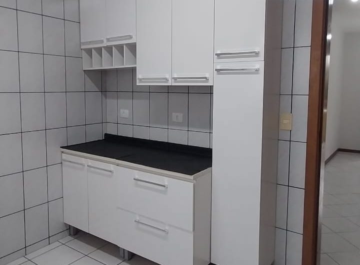 Apartamento para alugar possuí 130,00 M² com 03 dormitórios no Rebouças, Curitiba/PR