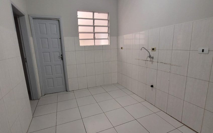 Apartamento para alugar possuí 100,00 M² com 4 dormitórios no Centro de Curitiba/PR
